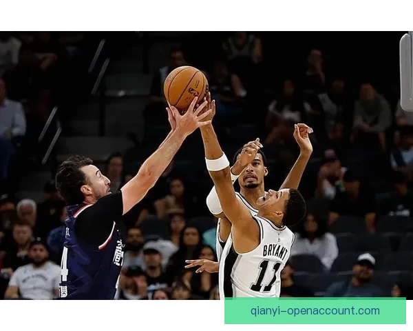 马刺豪取九连胜 文班亚马41分16篮板横扫公牛再添MVP争夺筹码